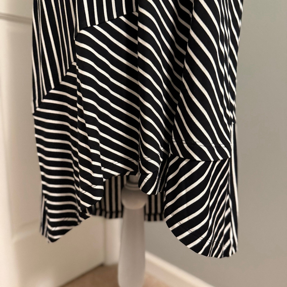 CAbi ATC Wink Dress #5946 Black and White Size L NWOT - Picture 8 of 13